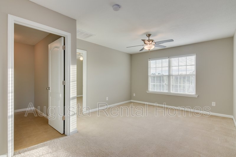 733 Keyes Drive property image