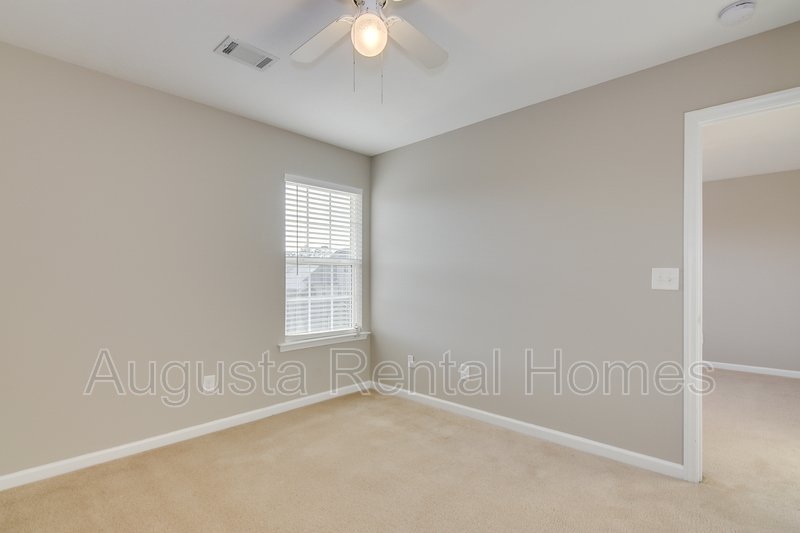 733 Keyes Drive property image