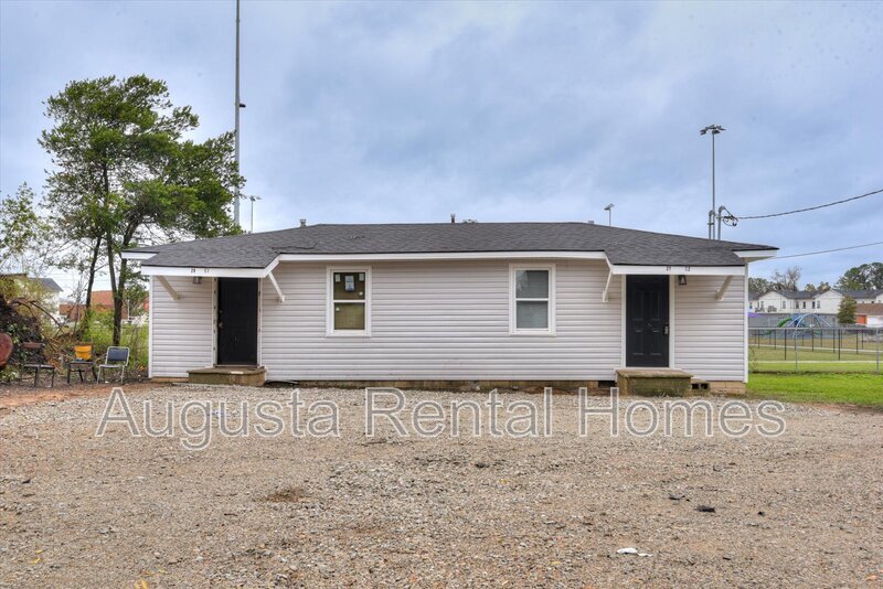 28 C2 Curry St property image