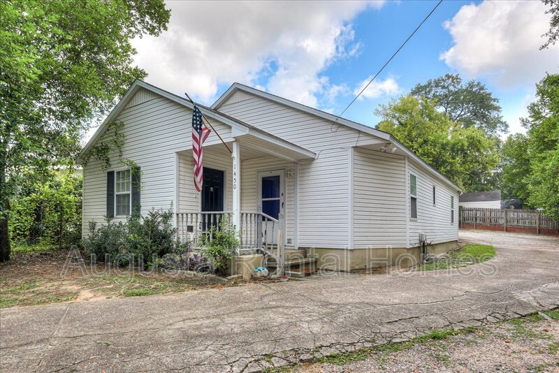 1500 Heard Avenue Unit B property image