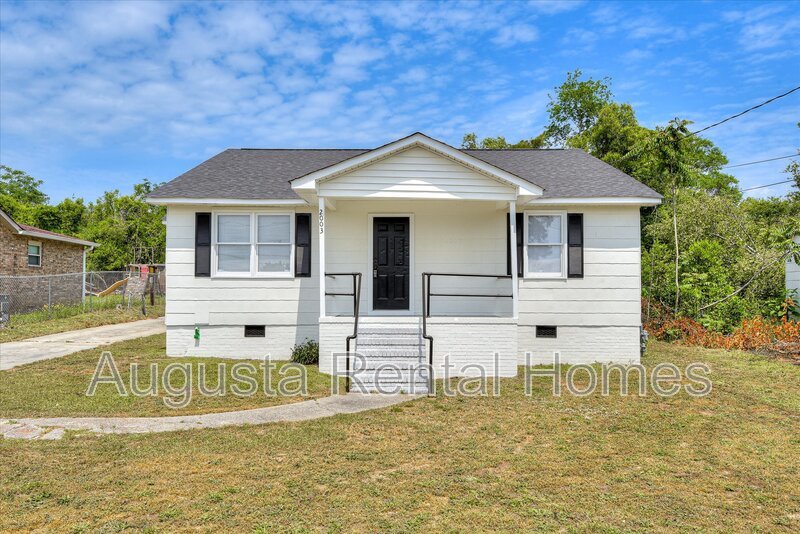 2003 Ryan Road property image