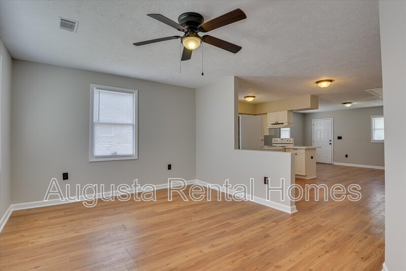 2003 Ryan Road property image