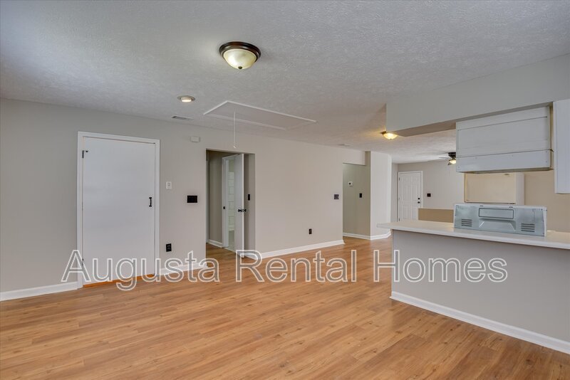 2003 Ryan Road property image