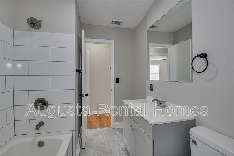 2003 Ryan Road property image