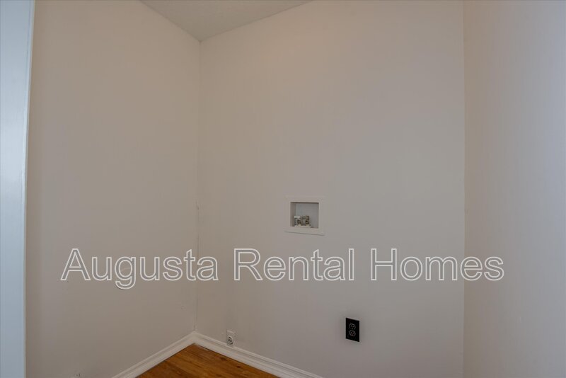 2003 Ryan Road property image