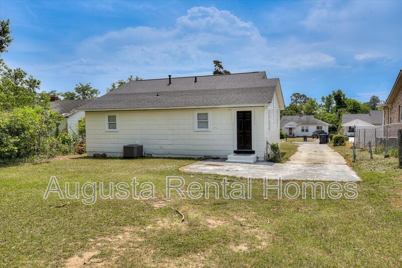 2003 Ryan Road property image