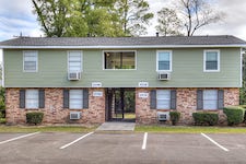 Cedar Pines Apartments Townhouse 1