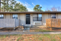 Oakwood Studio 1 bed 1 bath 1