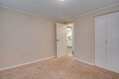 Oakwood Studio 1 bed 1 bath 13