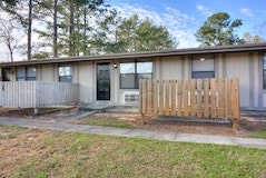 Oakwood Studio 1 bed 1 bath 2