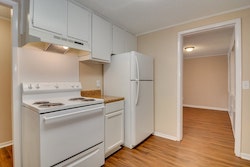 Oakwood Studio 1 bed 1 bath 10