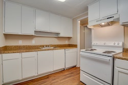 Oakwood Studio 1 bed 1 bath 9