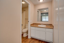 Oakwood Studio 1 bed 1 bath 7